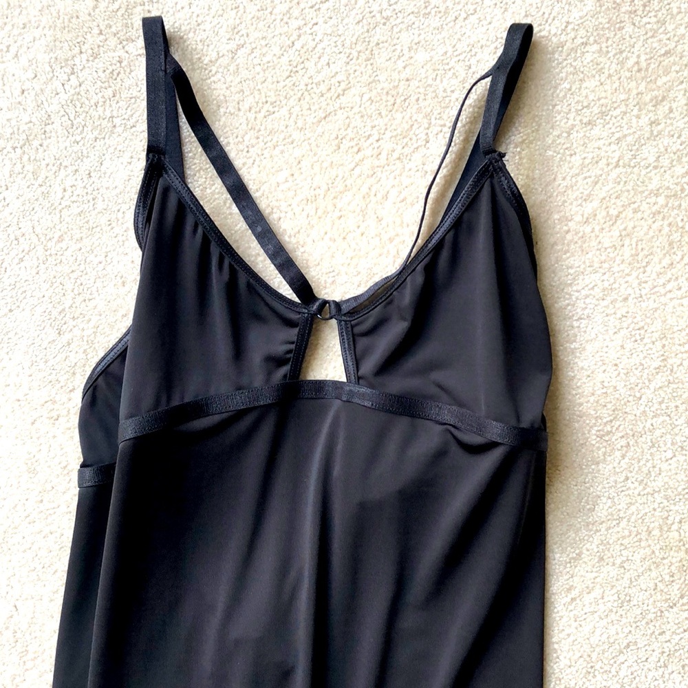 Out from Under UO slip